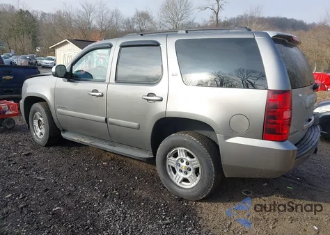 2008 Chevrolet Tahoe Ls z USA, uszkodzony, nr VIN 1GNFK13048J224746